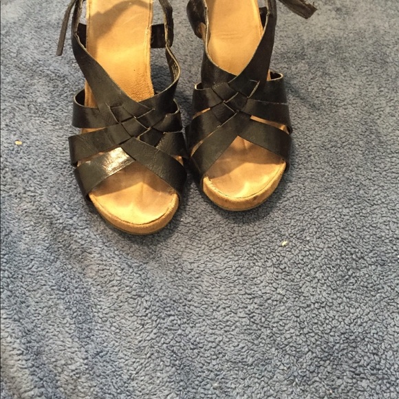 Sandals - Picture 3 of 6